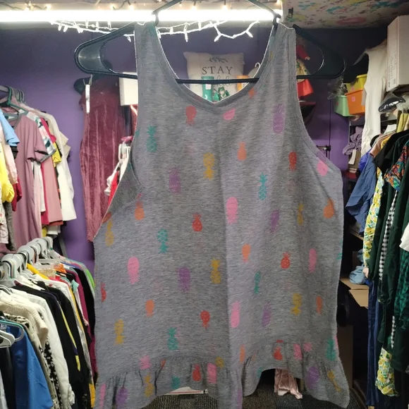 Colorful Sleeveless Tops Set - Picture 3 of 4